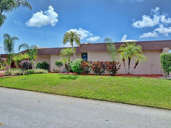 2nd image of 5712 S Travelers Palm Ln
