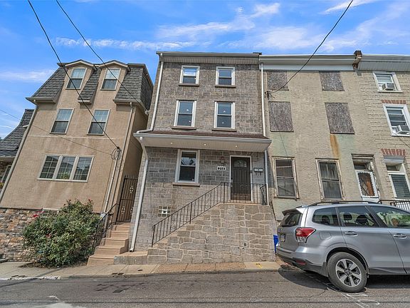 2nd image of 214 Grape St