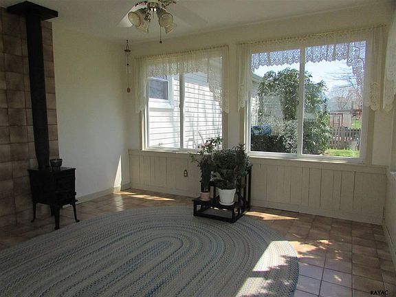 4th image of 1480 Whispering Springs Dr