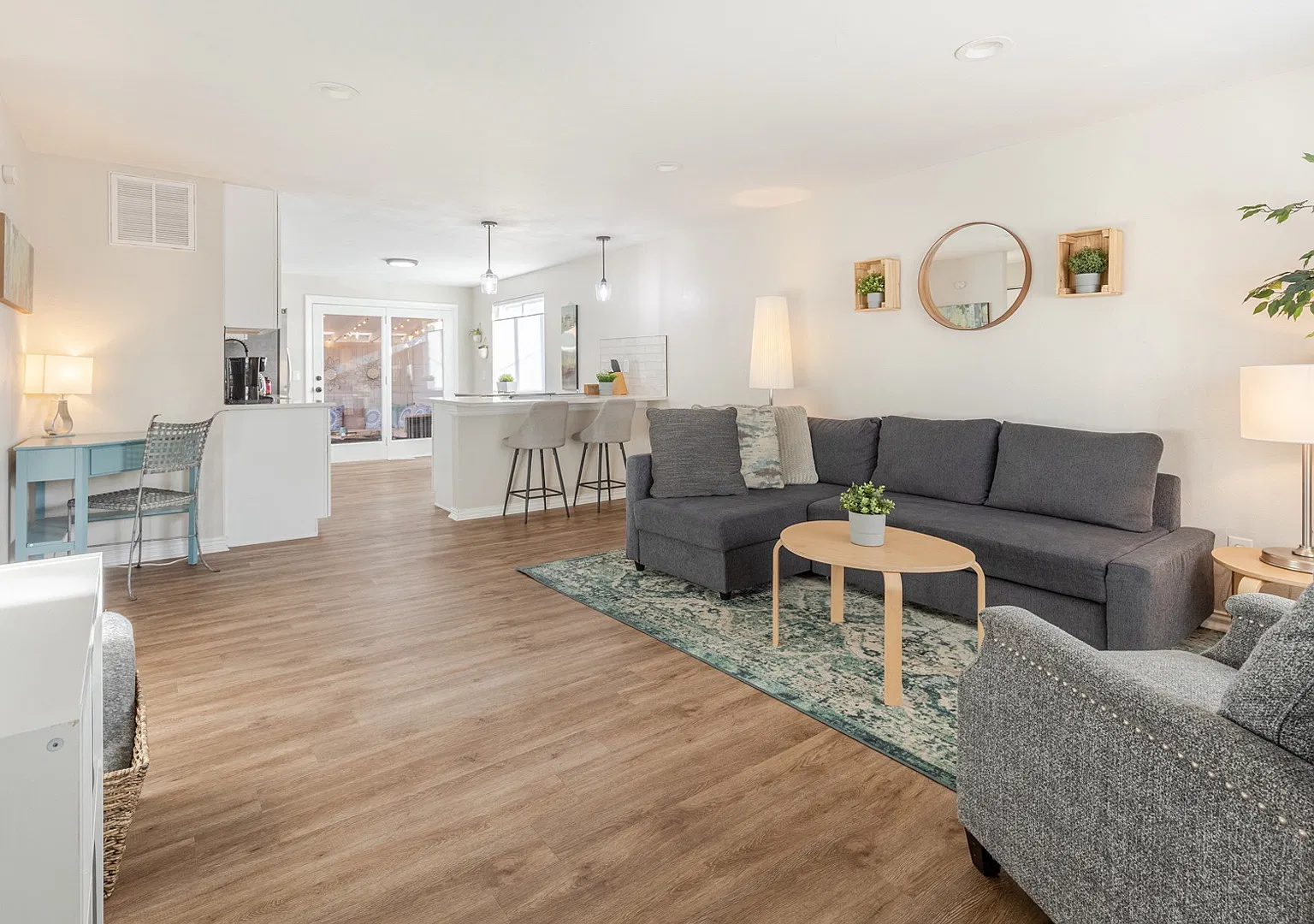 10346 W 59th Pl — Photo 2