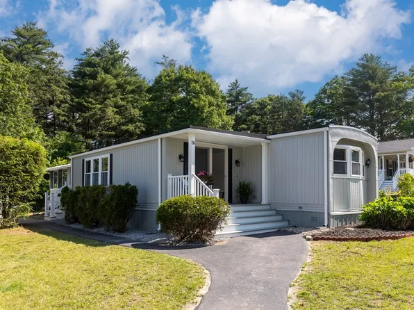 26 Coachmen Ter, Plymouth, MA 02360