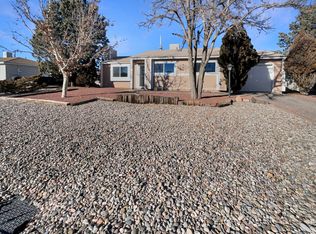 222 Saffin Dr SE, Rio Rancho, NM 87124