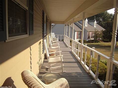 5th image of 306 Live Oak Dr
