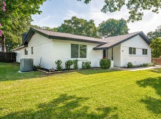 740 Bedford Ct W, Hurst, TX 76053