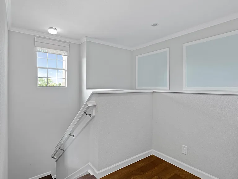 7018 Limestone Cay Rd — Photo 27