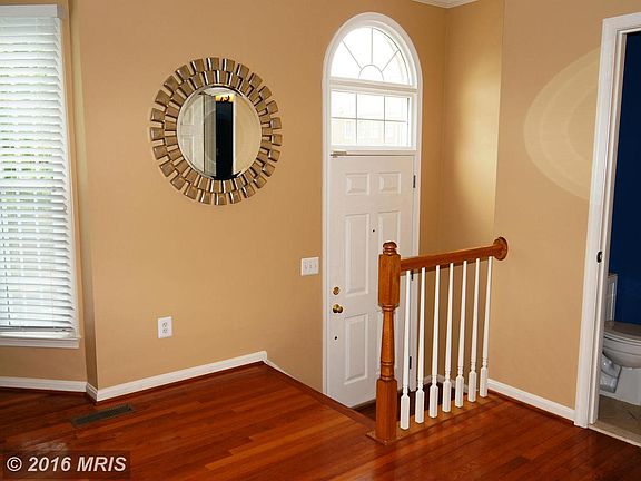 4th image of 4128 Appleby Way