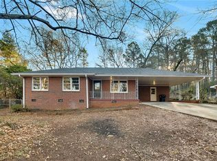 5216 Crystal Ln, College Park, GA 30349