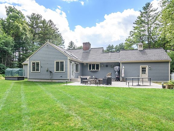 2nd image of 61 Cedar Ln