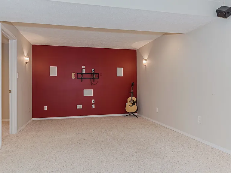 244 Parktrail Rd — Photo 24