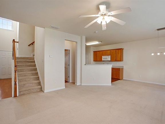 5th image of 341 Niblewill Pl