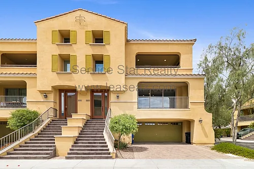 888 N Imperial Pl Photo 1