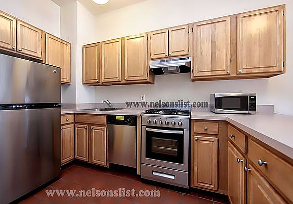 2nd image of 392 Prospect Ave APT 1