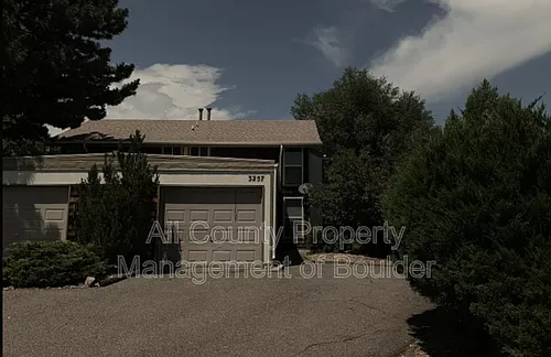 3257 Stanford Ave Photo 1
