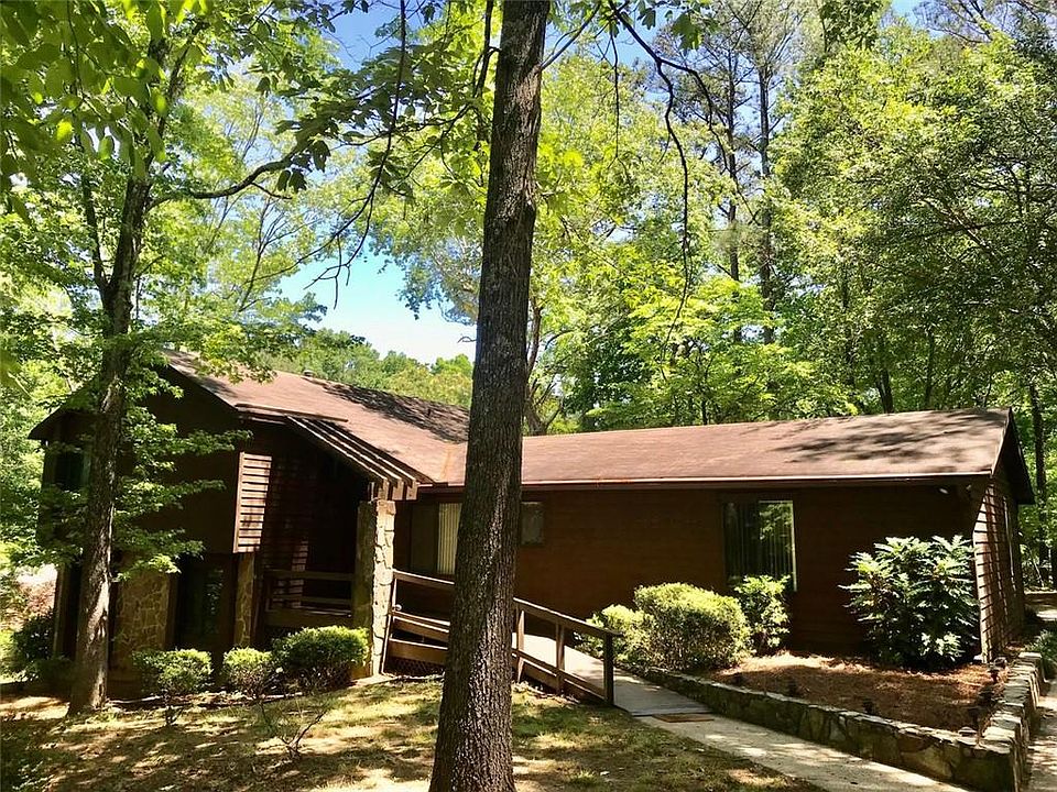 1st image of 9904 Laurel Dr