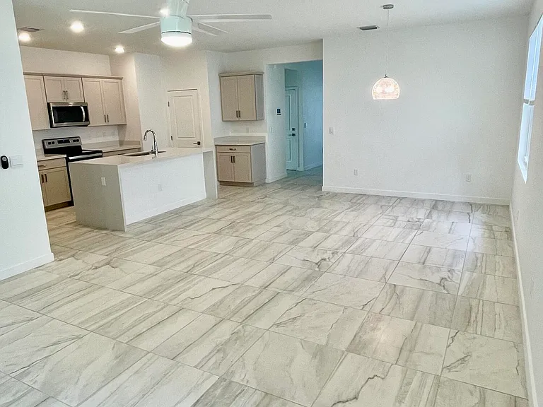 7188 Trotwood Ln — Photo 8