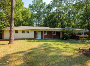 910 Ridgewood Dr, Valdosta, GA 31601