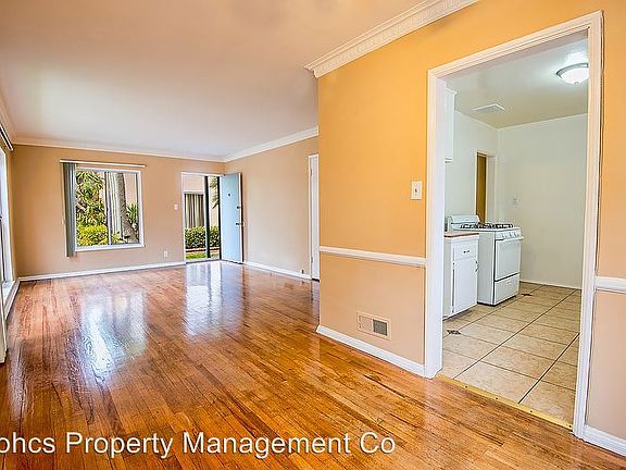 4th image of 1060 S Stanley Ave APT 05