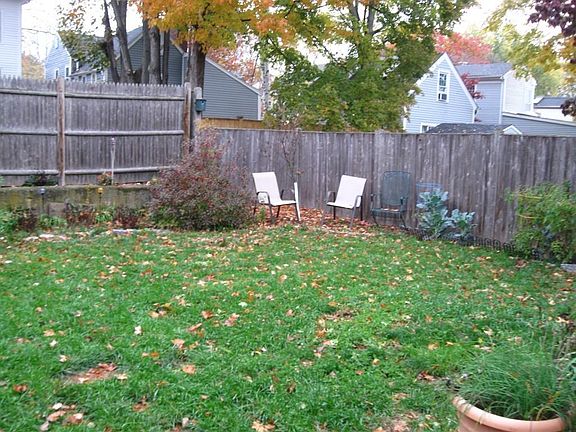 5th image of 24 Boardman St
