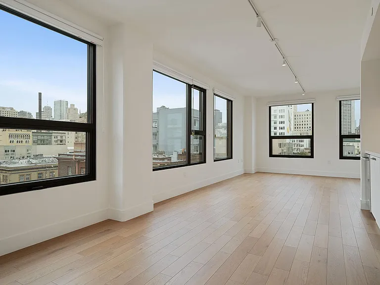 719 Larkin St #503 — Photo 5