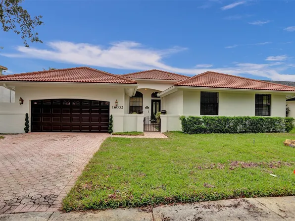 16032 NW 83rd Court, Miami Lakes, FL 33016