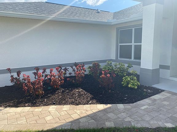4th image of 2536 NW 19th Ave