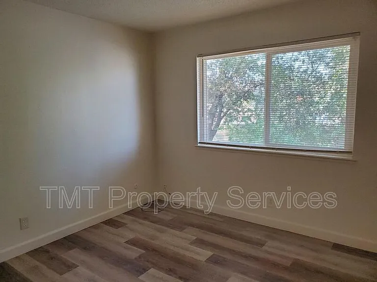 2840 Norcade Cir #4 — Photo 8