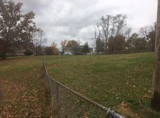 4 Crested Butte Dr, Huntington, WV 25705