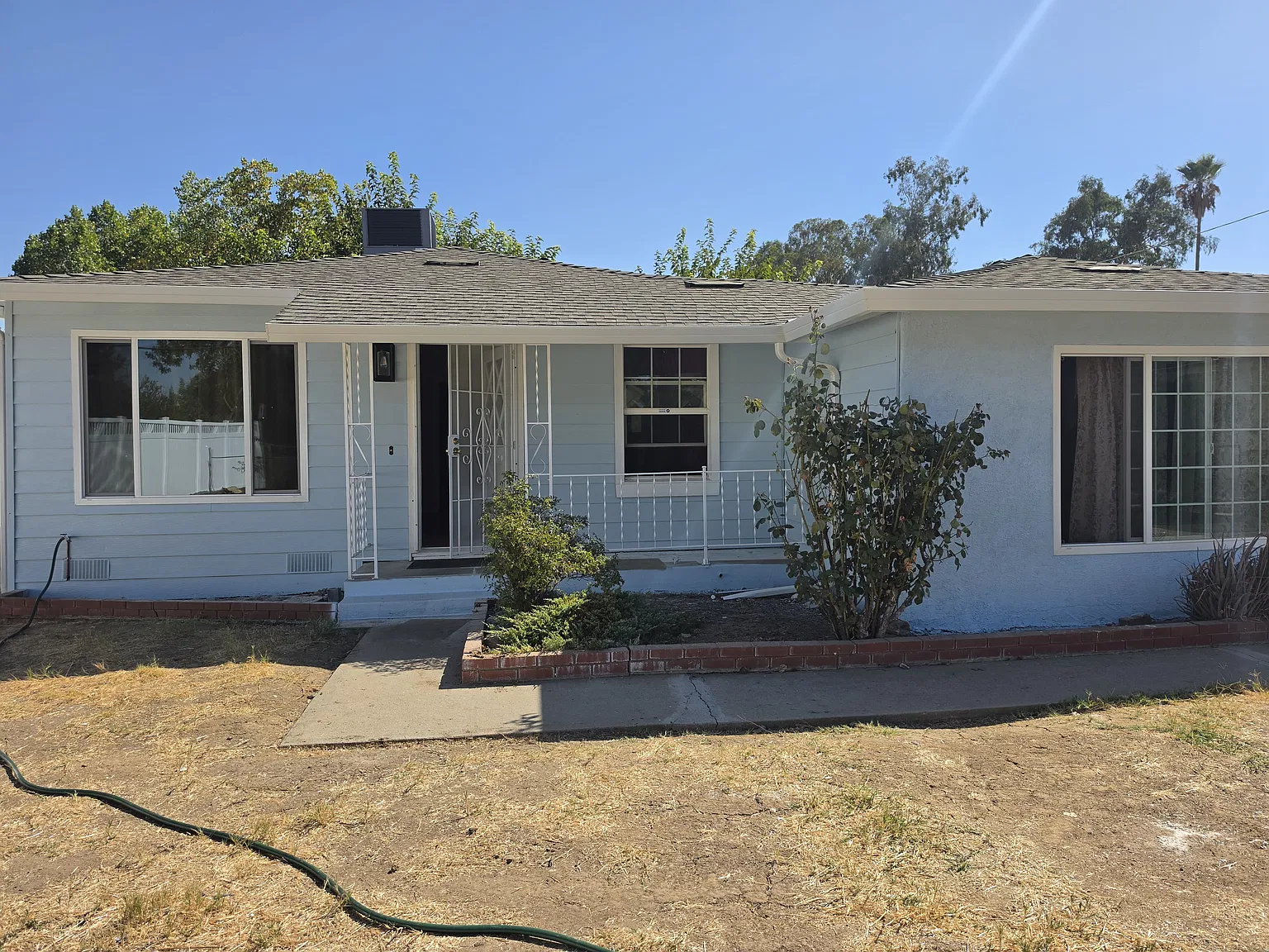 3 bed, 1453 sqft, $2,500 — Photo 1