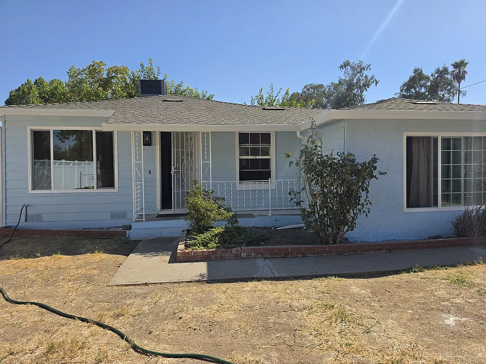 3434 McKee Rd