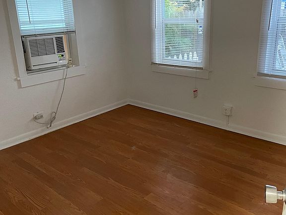 5th image of 325 N J St