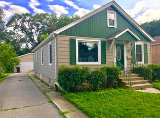 709 W Atlantic Ave, Waukegan, IL 60085