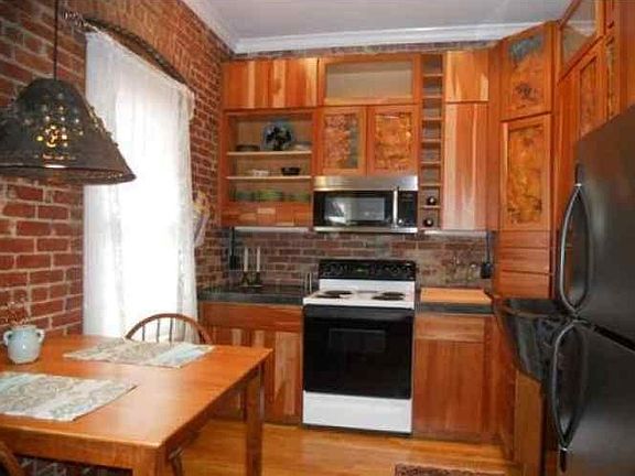 2nd image of 863 Massachusetts Ave #23A