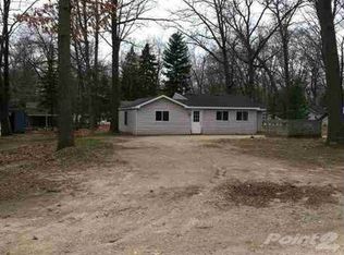 207 Stratford Dr, Prudenville, MI 48651