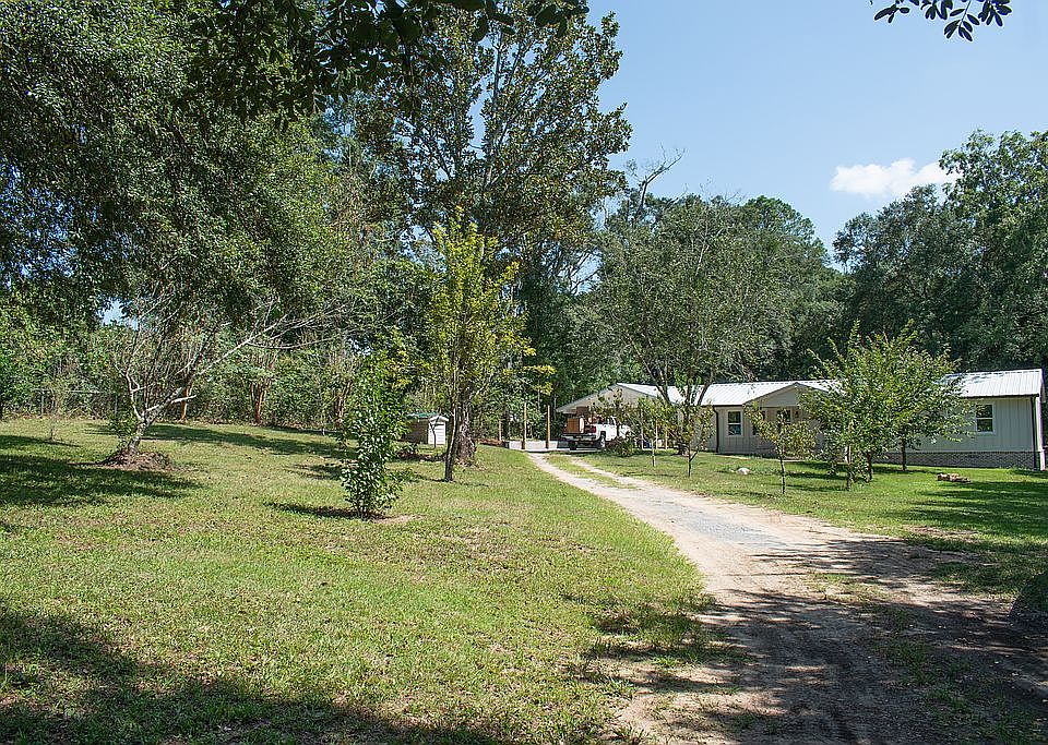 1st image of 16740 Camellia Rd