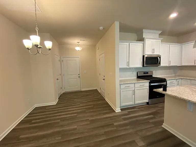 4028 Beckton Trl — Photo 3