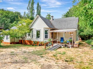 21696 High Pass Rd, Blachly, OR 97412