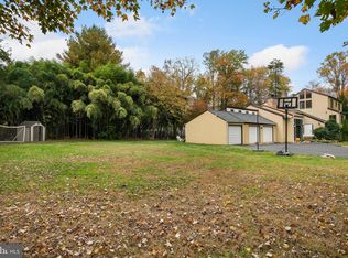 1316A Alps Dr, Mc Lean, VA 22102