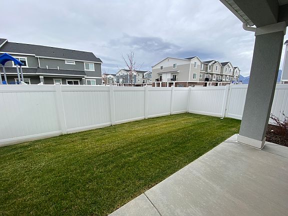 3rd image of 4234 W Fremont Park Ct