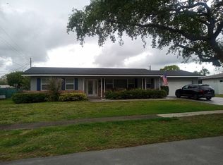 7461 NW 6th St, Plantation, FL 33317