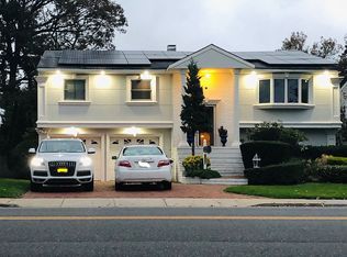 1587 Union Ave, Hewlett, NY 11557