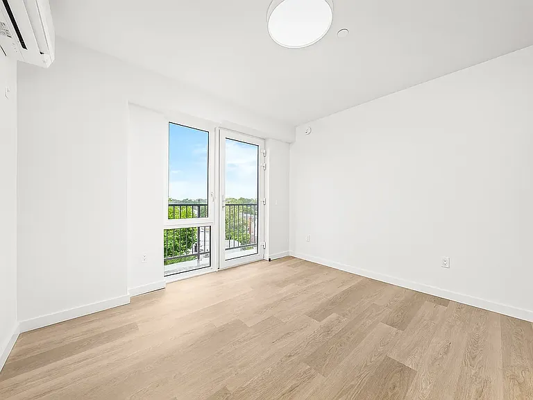 1615 Cedar St #3F — Photo 4