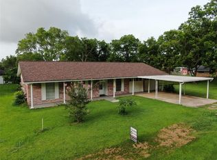 115 Dingee St, Freeport, TX 77541