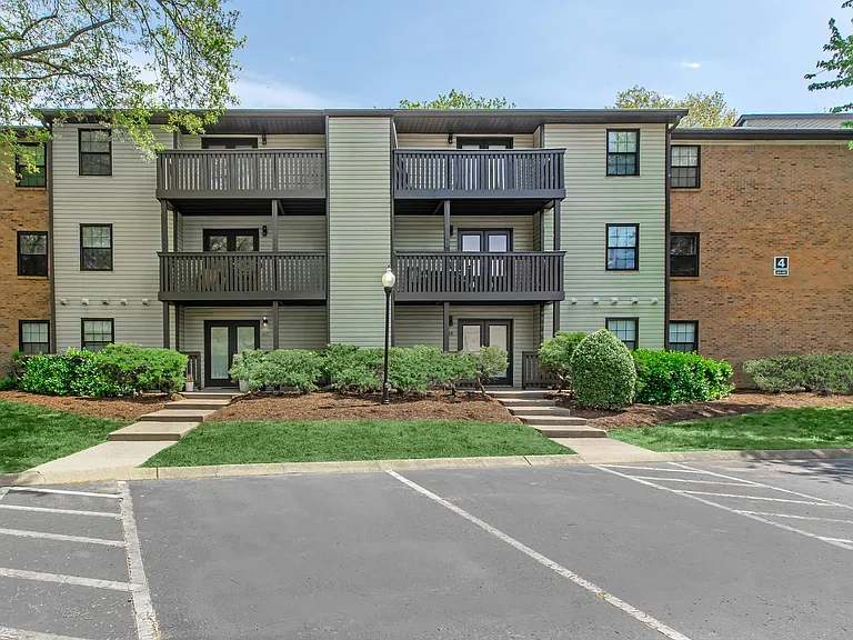 South Wind Apartment Homes — Photo 71