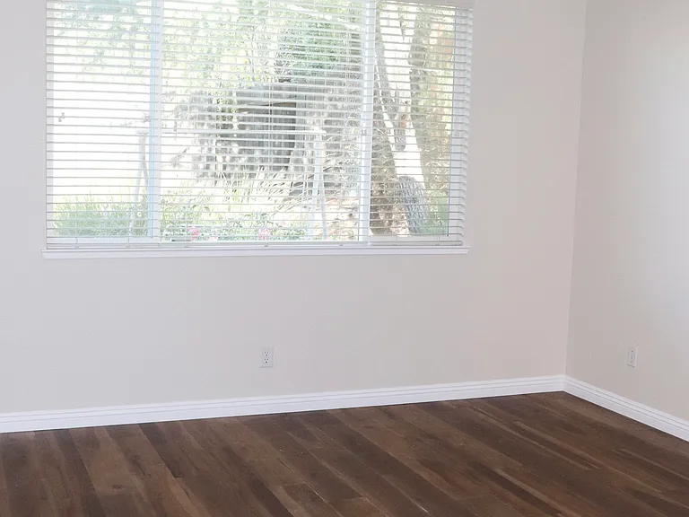 3729 Coldwater Dr — Photo 8