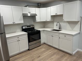 92 Rock Spring Rd #C, Stamford, CT 06906