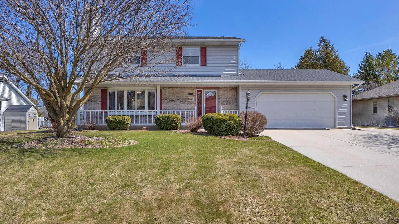 3415 North 49th PLACE photo 1