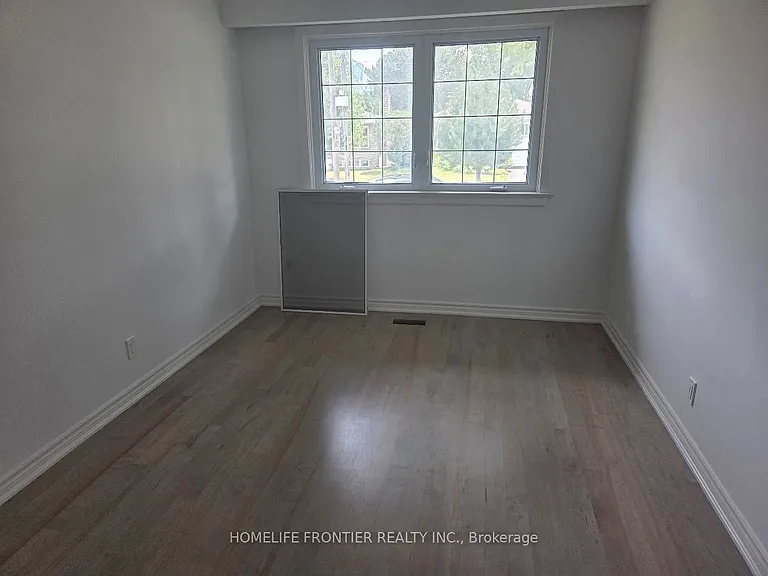 102 Betty Ann Dr — Photo 13
