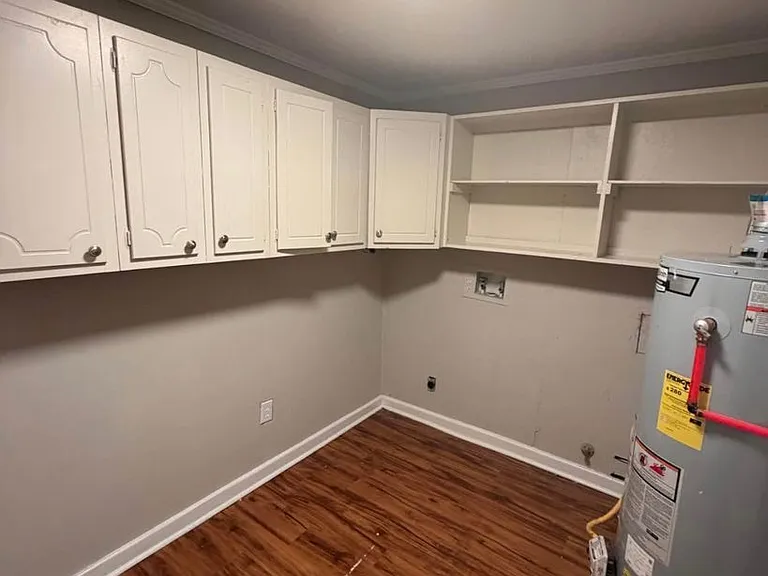 453 Dorchester Dr — Photo 6