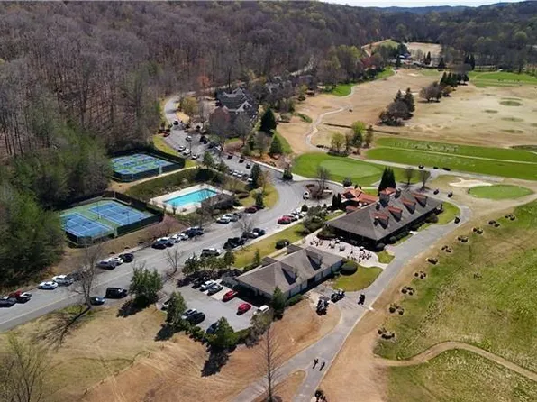 62 Miners Pl, Dahlonega, GA 30533