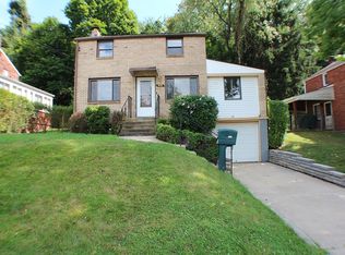403 Macfarlane Dr, Pittsburgh, PA 15235